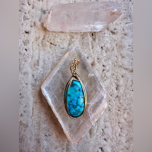 14k Gold Filled Genuine Turquoise Necklace Pendant - Picture 4 of 12